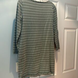 Vineyard vines dress